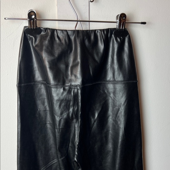 Wilfred Free Black Faux Leather Leggings from Aritzia - Picture 10 of 14